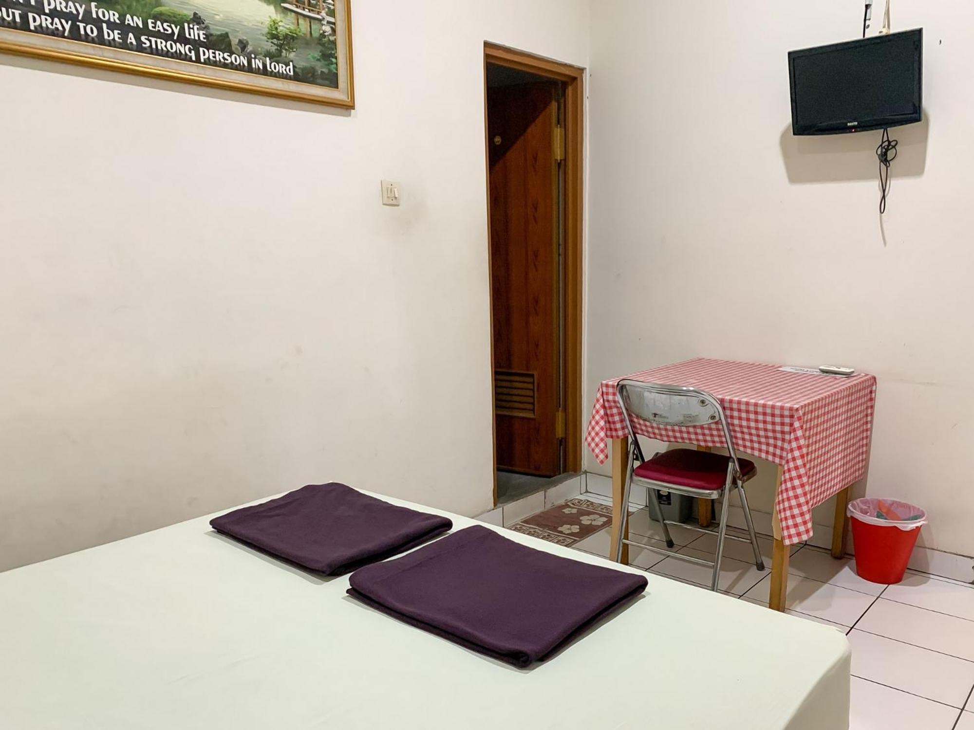 Cozy Mitra Reddoorz Bandung