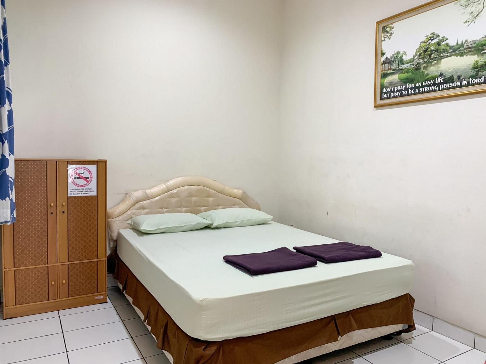 Cozy Mitra Reddoorz Hotel